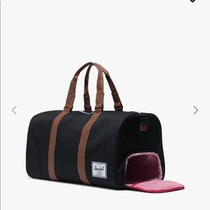 Herschel black novel duffel - like new